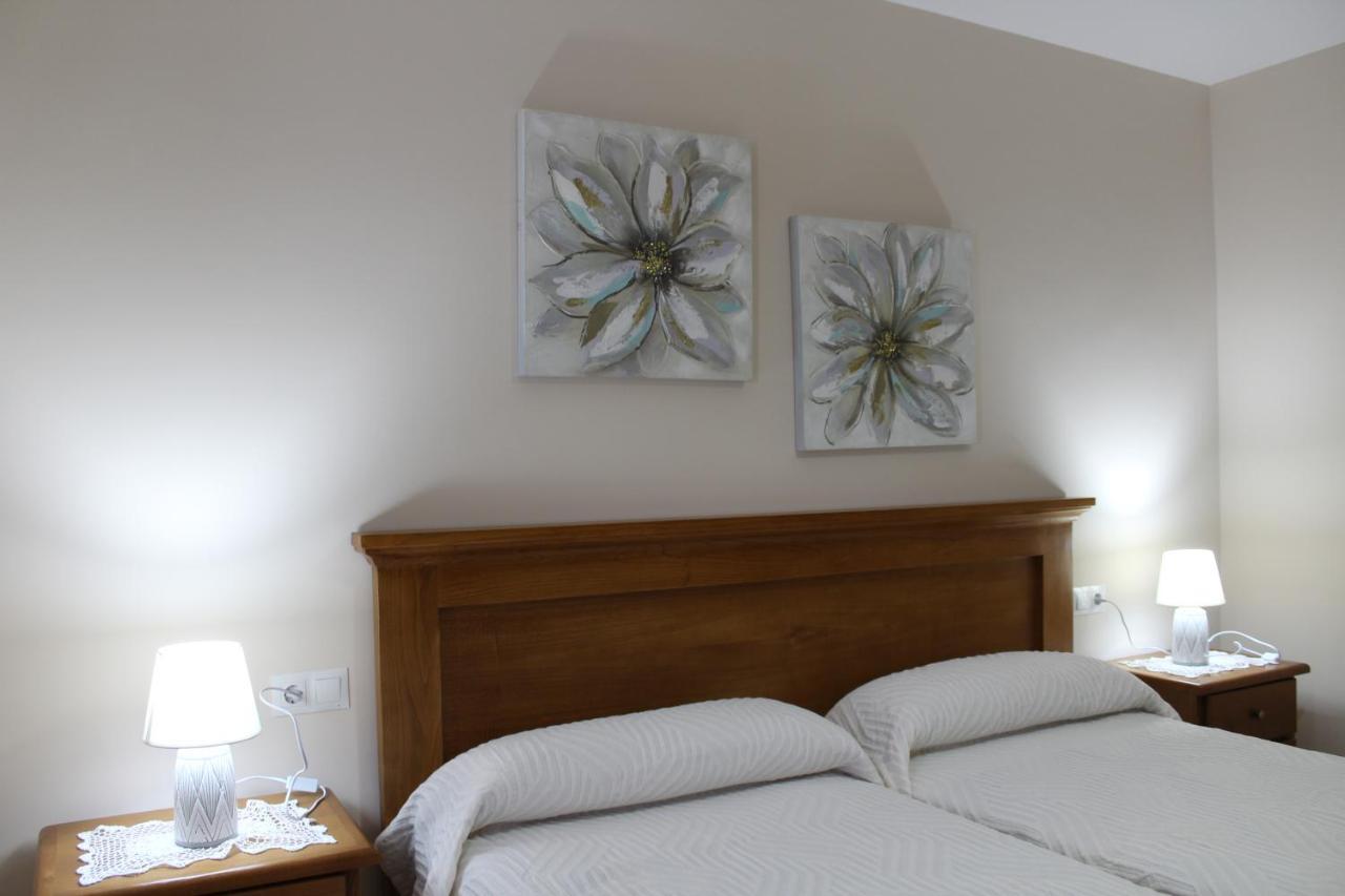 Apartamentos Casa Cerolleiro Castropol Extérieur photo