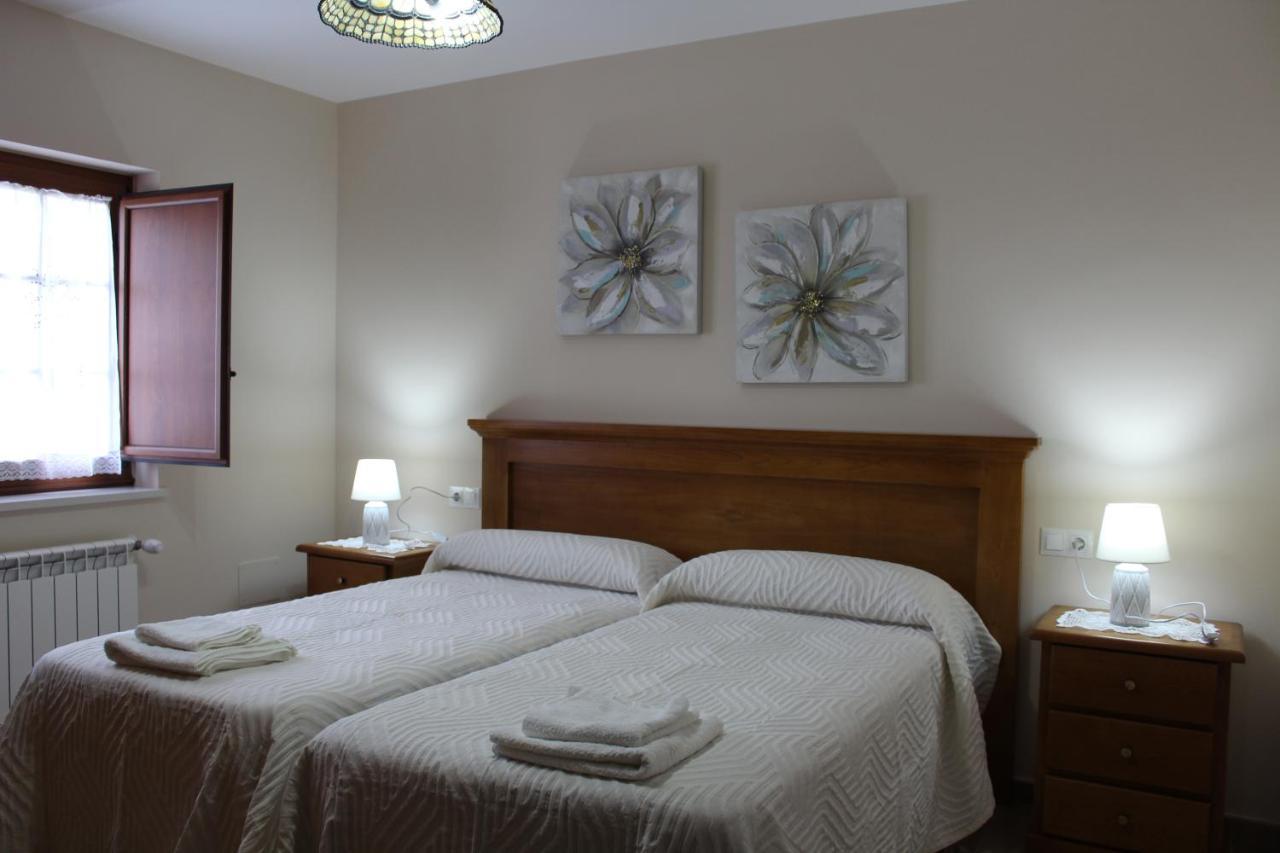 Apartamentos Casa Cerolleiro Castropol Extérieur photo