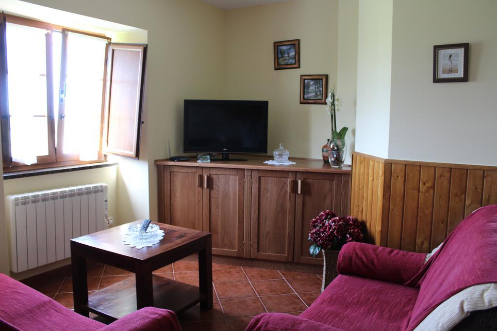 Apartamentos Casa Cerolleiro Castropol Extérieur photo