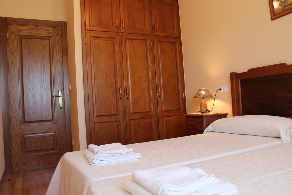 Apartamentos Casa Cerolleiro Castropol Extérieur photo