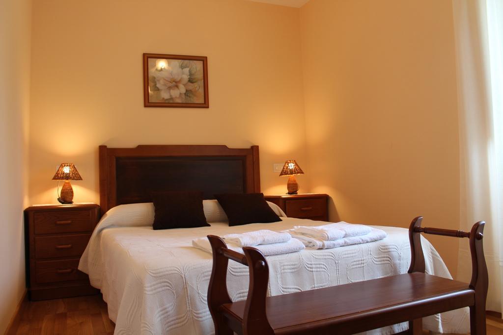 Apartamentos Casa Cerolleiro Castropol Extérieur photo