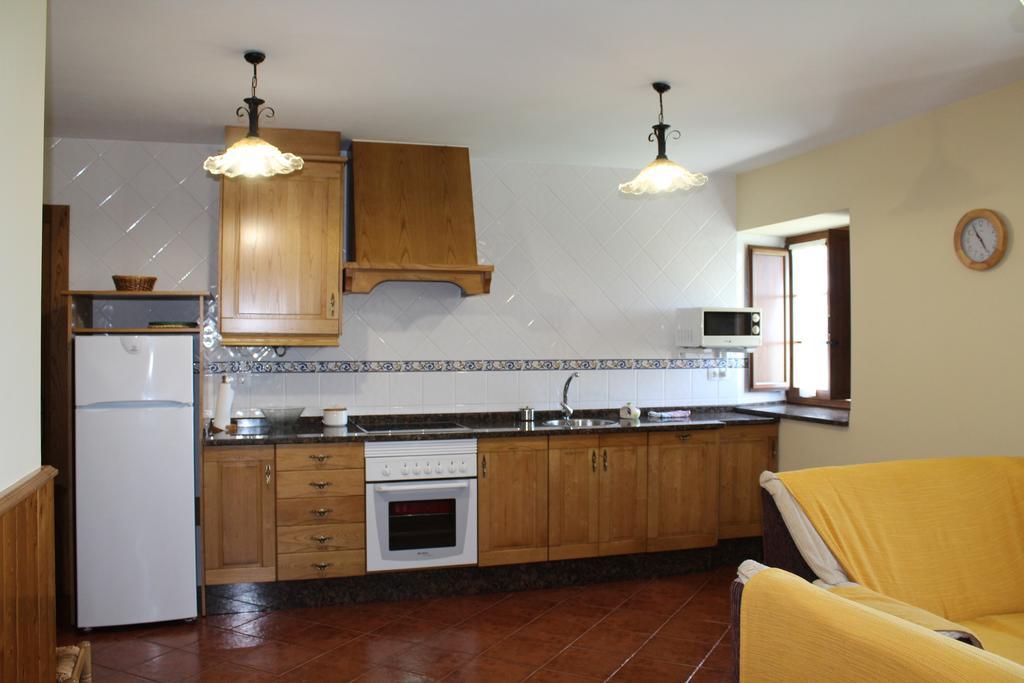 Apartamentos Casa Cerolleiro Castropol Extérieur photo