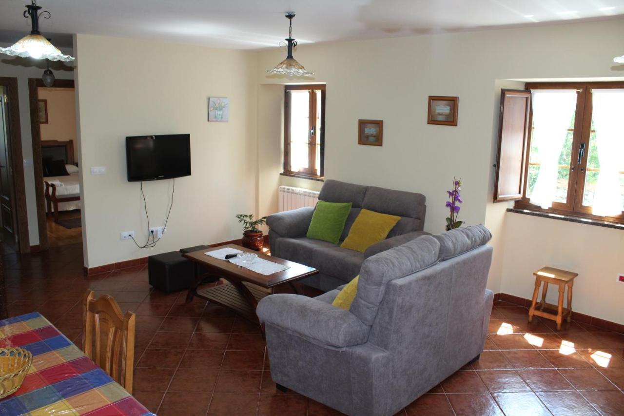 Apartamentos Casa Cerolleiro Castropol Extérieur photo