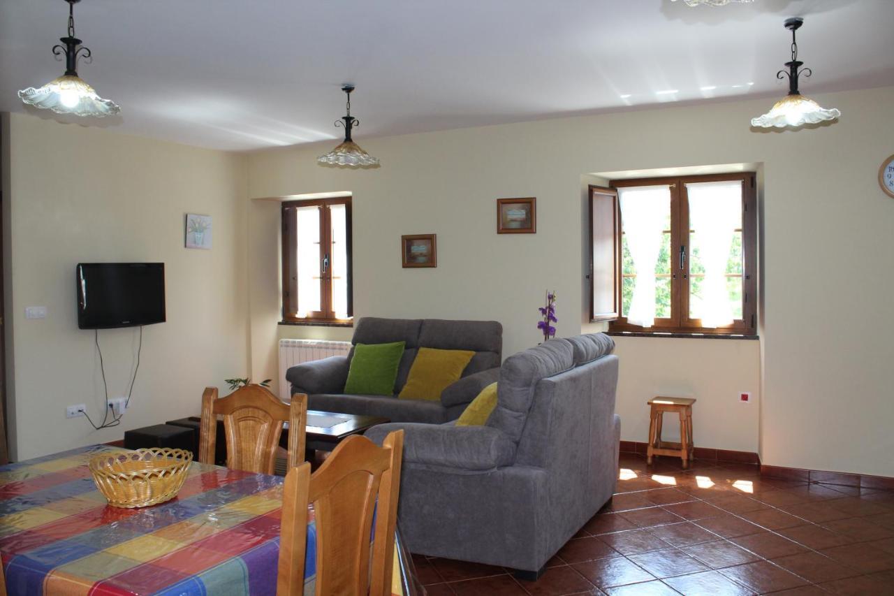 Apartamentos Casa Cerolleiro Castropol Extérieur photo